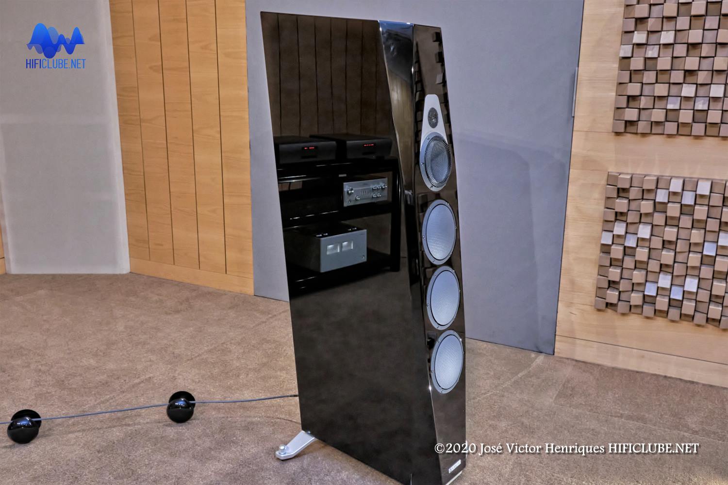 Vimberg Tonda - mirror  - on1.jpg