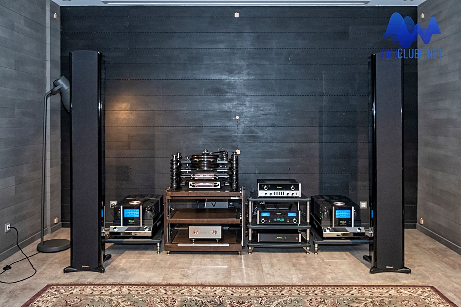 McIntosh MC901-Ajasom DEC21 copy7.jpg