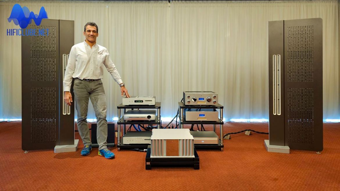 Ultimate Sessions 23_Sala Diptyque_Burmester _ Rui Calado standing.jpg (1)