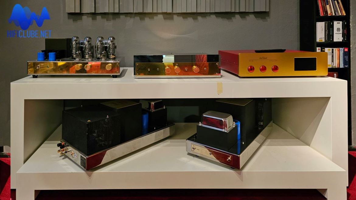 IMACUSTICA-PORTO_Exposição Jadis_DarTZeel.jpg