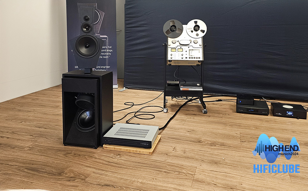 Linkwitz LX521-4MG.jpg