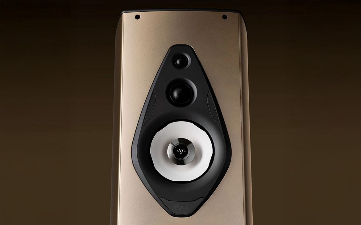 Os altifalantes são exatamente os mesmos utilizados nas Suprema,