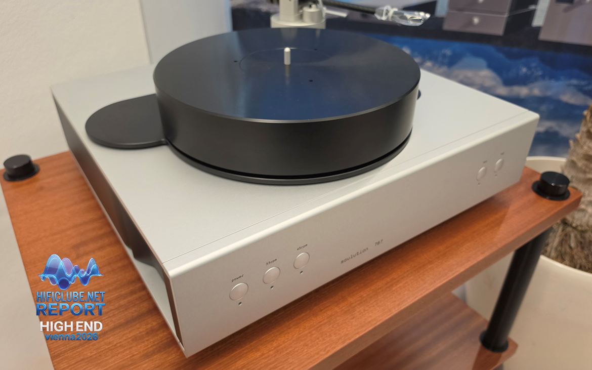 Gira discos Soulution 787, com prato deslizante