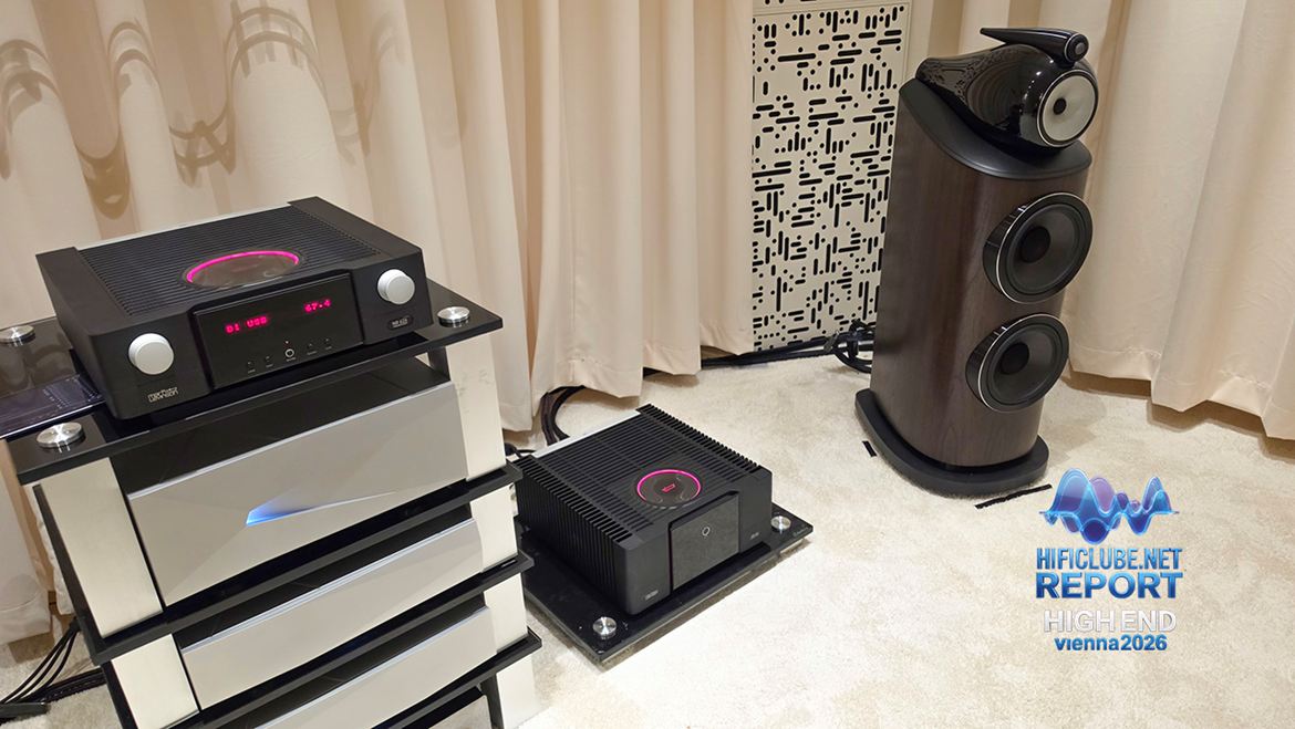 B&W Nautilus 801 D5 demonstration setup with Mark Levinson Electronics