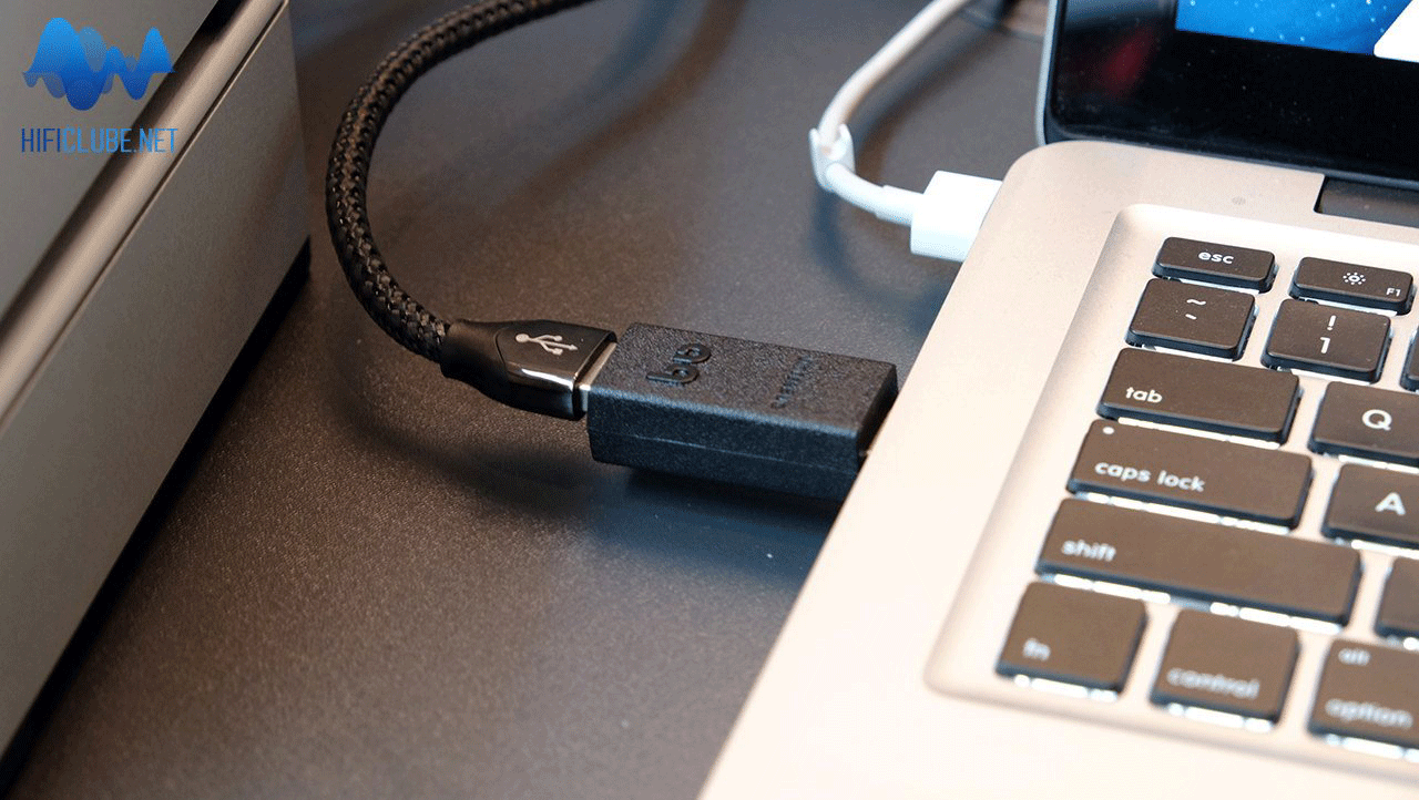 Audioquest Jitterbug, um filtro USB que filtra mesmo...