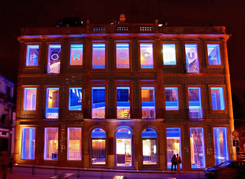 Luz E Som Monta Centro Multimédia Gran Cruz No Porto