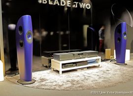 KEF Blade Two -HighEnd-2015.jpg
