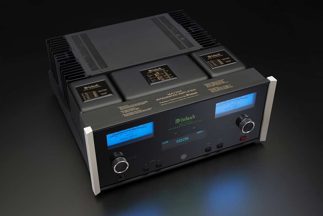 MA7200 Angle Left high background.jpg