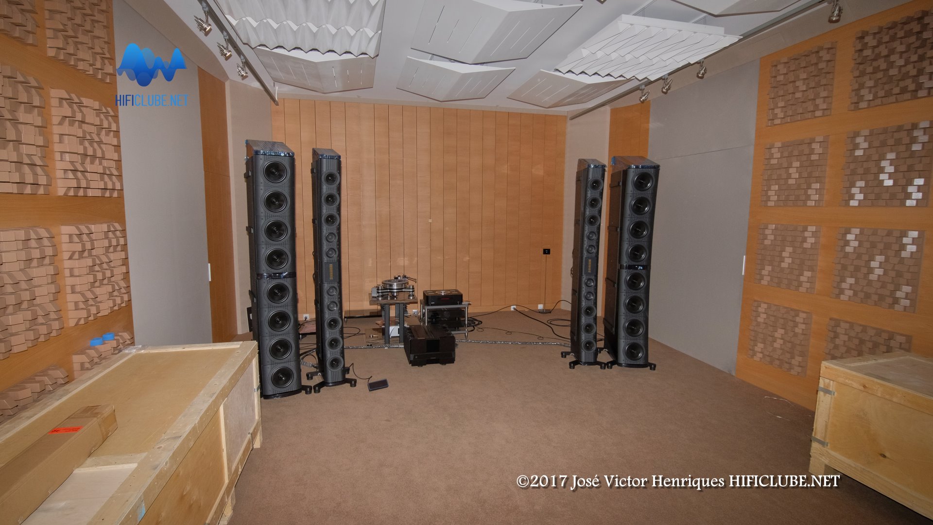 Gryphon Kodo  auditorio UAE.jpg