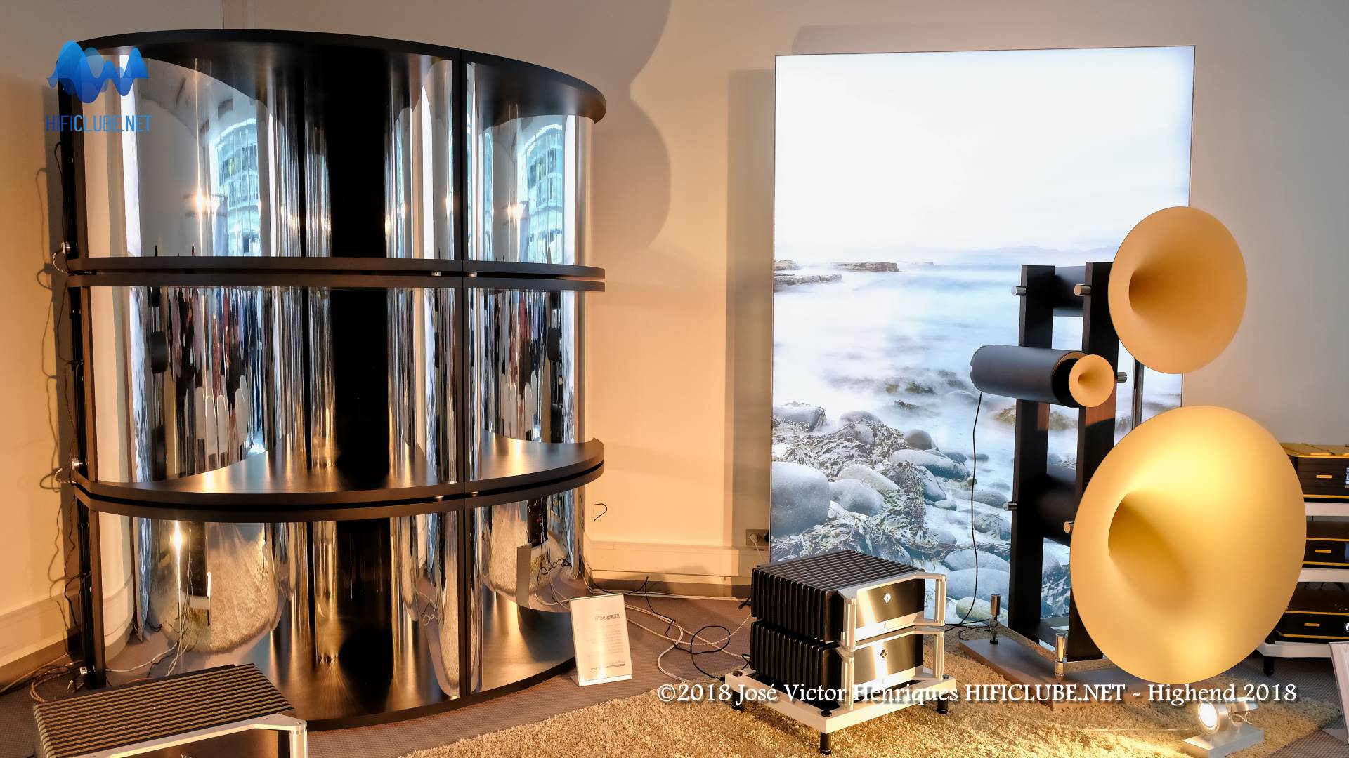 Avantgarde Trio Luxury+ 6 x Basshorn 2.jpg