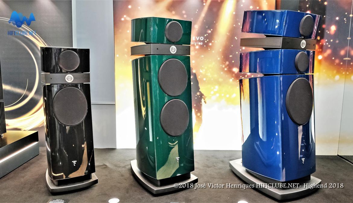 Focal Utopia EVO Scala (preta), Maestro (verde) e Stella (azul).jpg